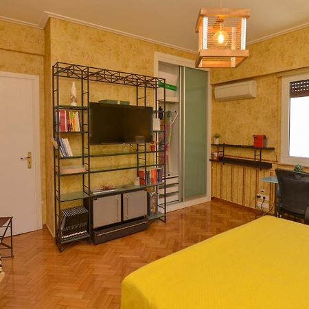 Athens Stylish Studio In Front Of Syntagma Metro Stop For 2 Экстерьер фото