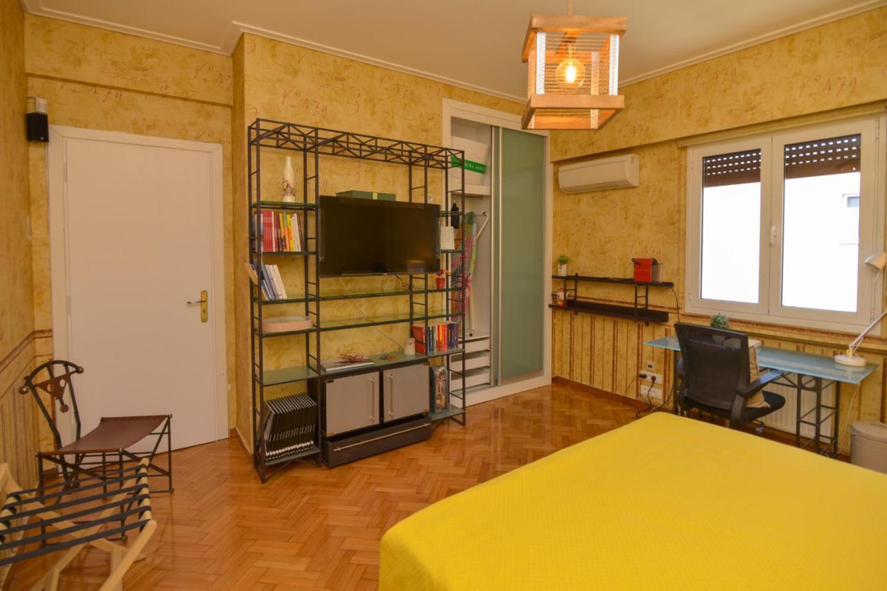 Athens Stylish Studio In Front Of Syntagma Metro Stop For 2 Экстерьер фото