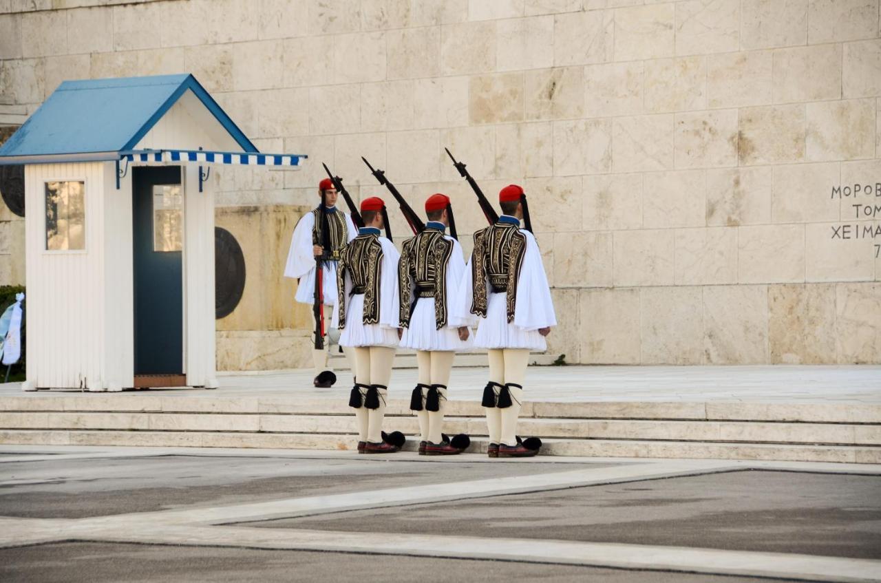 Athens Stylish Studio In Front Of Syntagma Metro Stop For 2 Экстерьер фото